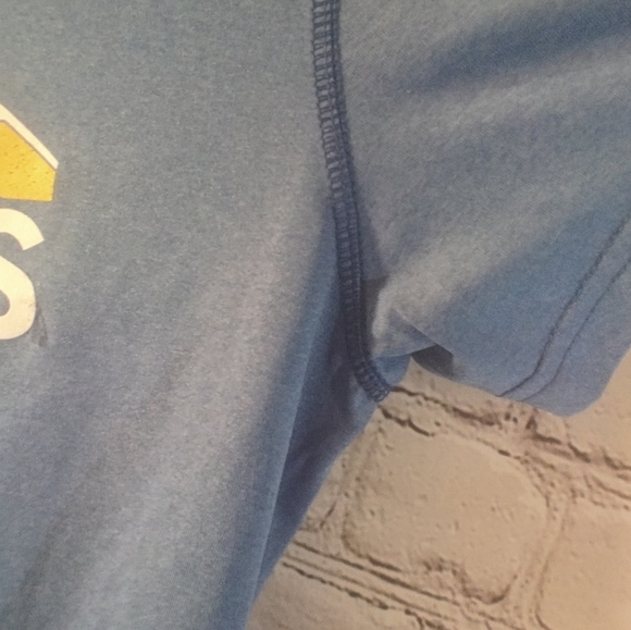 Boundless Graphic Zorrel Active Shirt Small - Picture 8 of 10